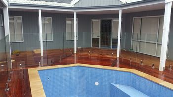 pool2.jpg